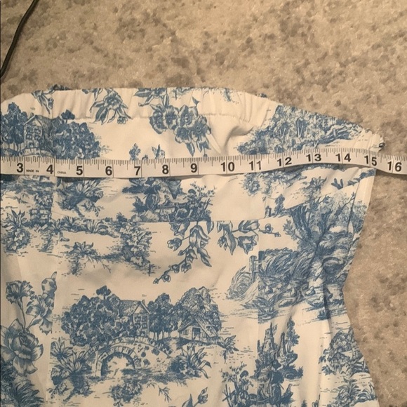 Princess Polly Scenic Print Dress - Picture 9 of 10